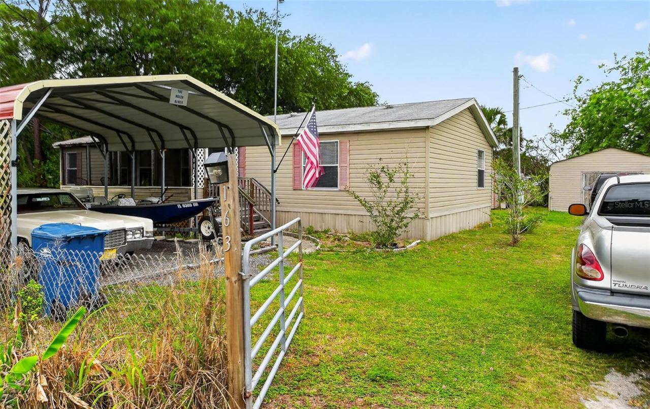 163 West St, Oak Hill