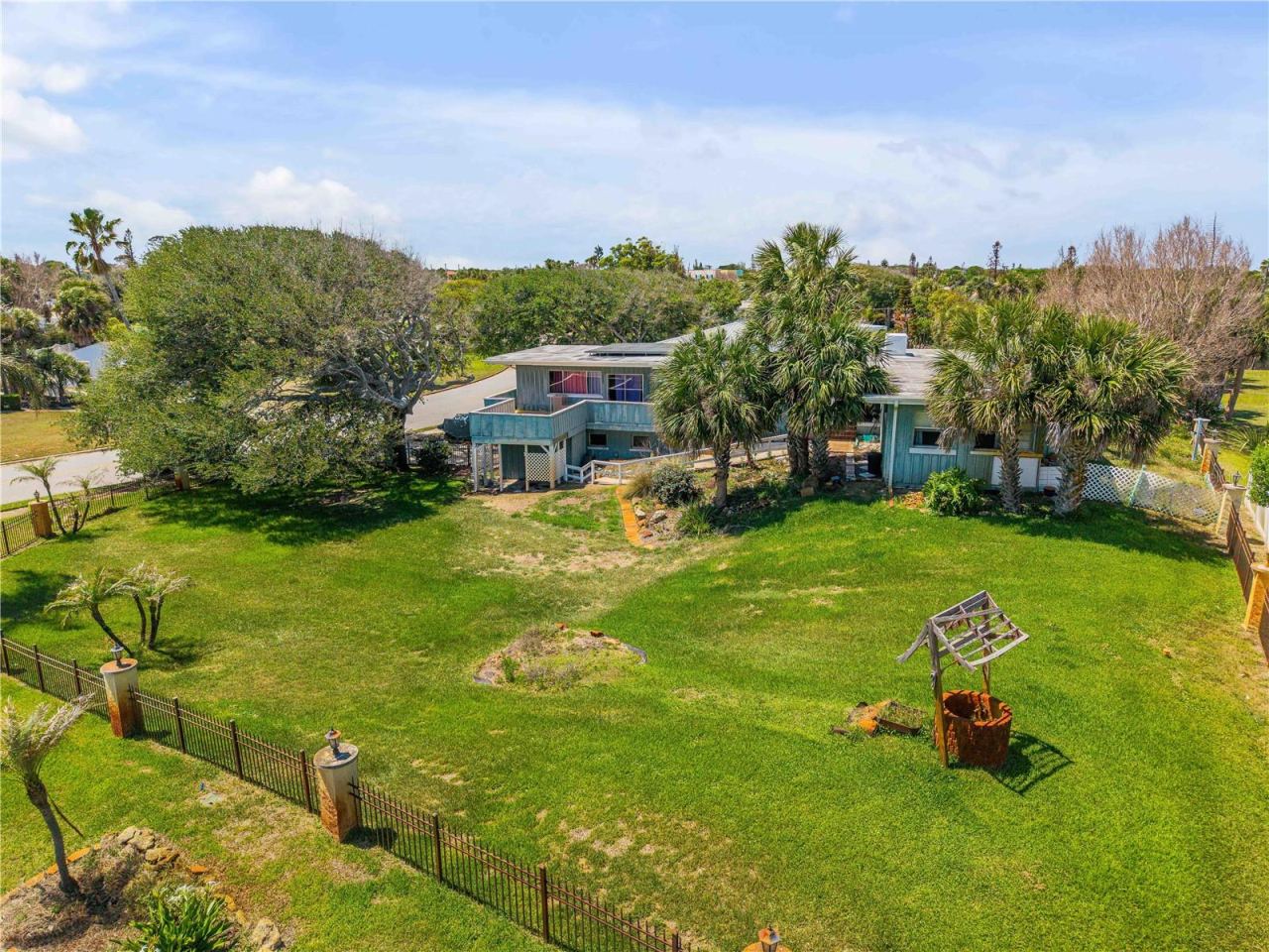 401 Driftwood Ave, Daytona Beach, FL 32118