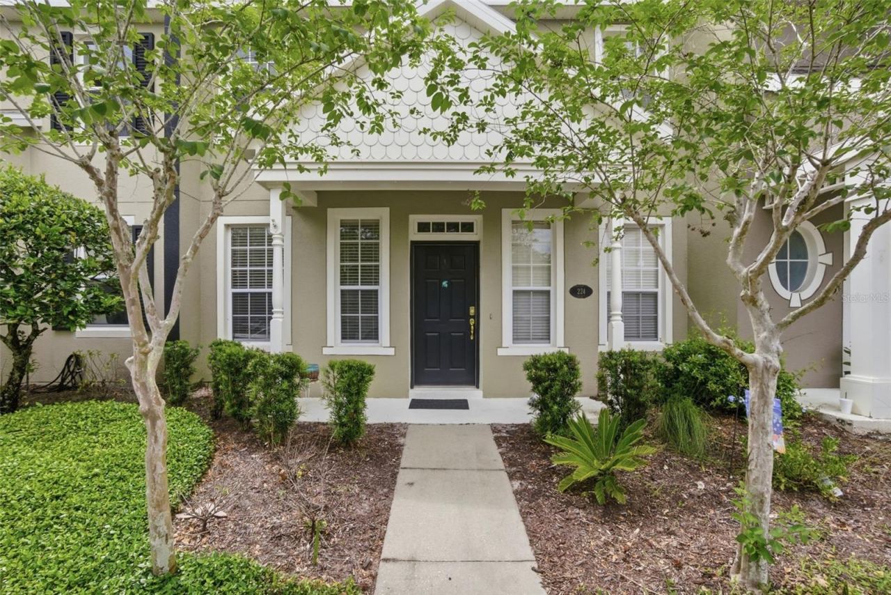 Photo 3 of 224 Woodhouse Ln, Deland, FL 32724