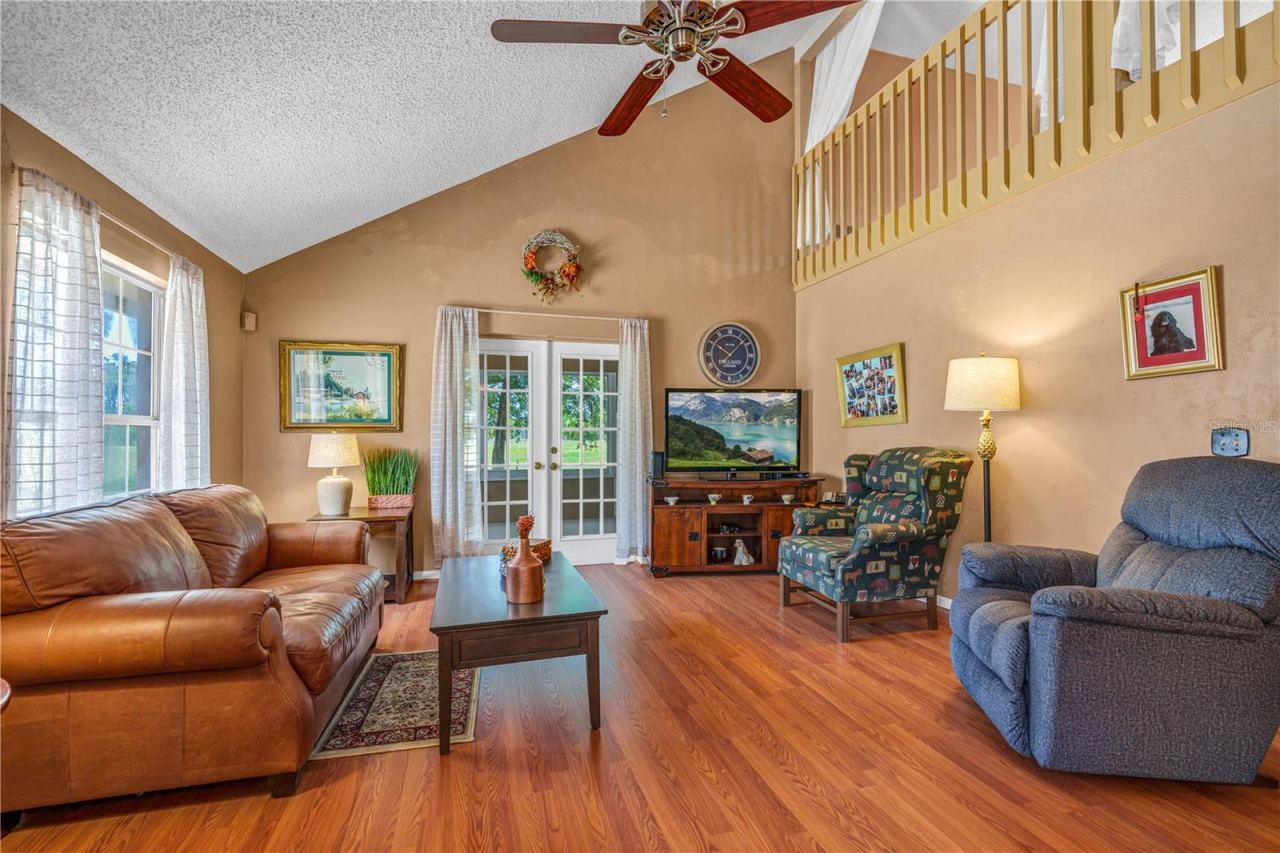 Photo 2 of 524 Crooked Stick Dr, Daytona Beach, FL 32114
