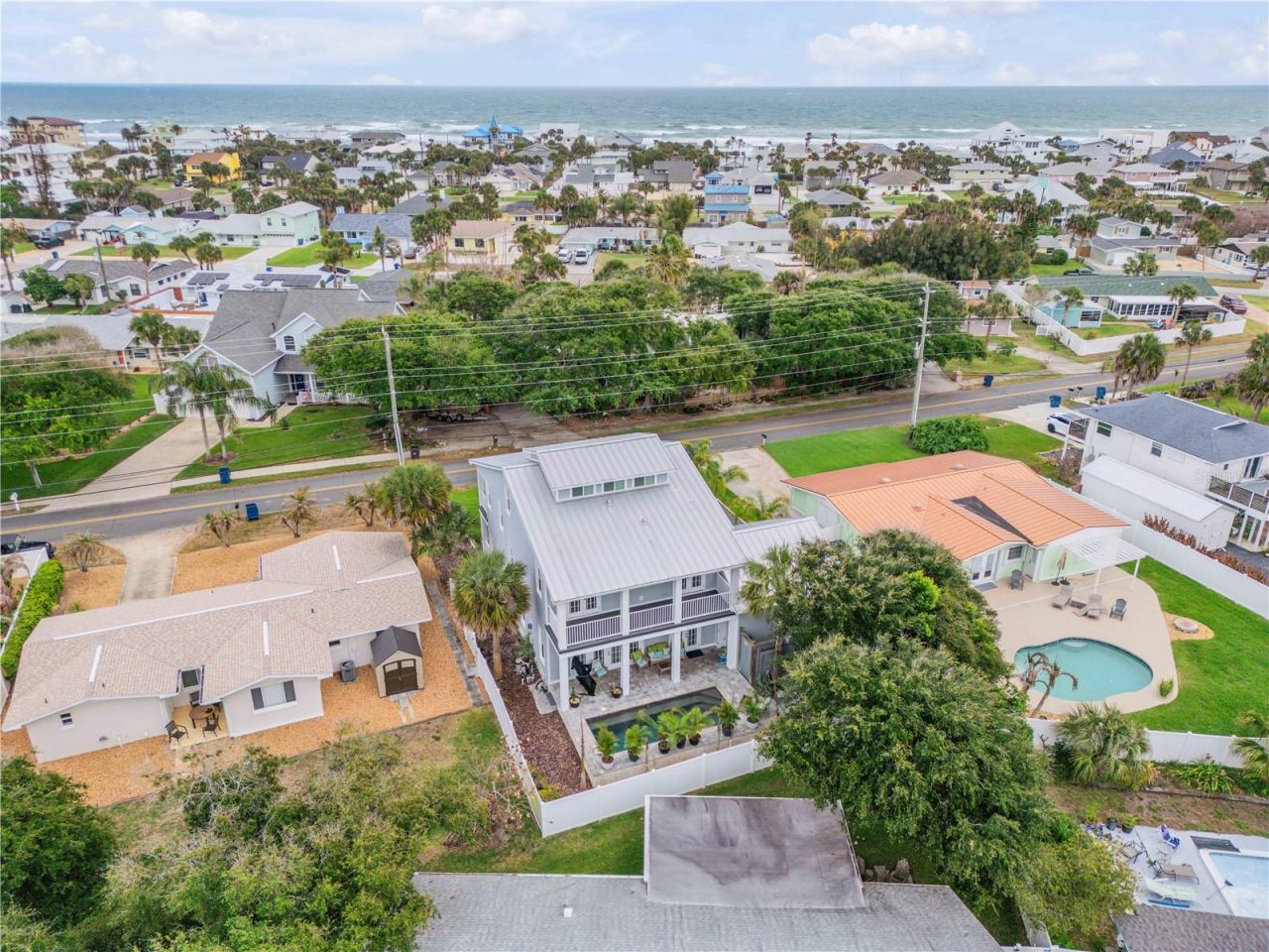 4636 Saxon Dr, New Smyrna Beach, FL 32169