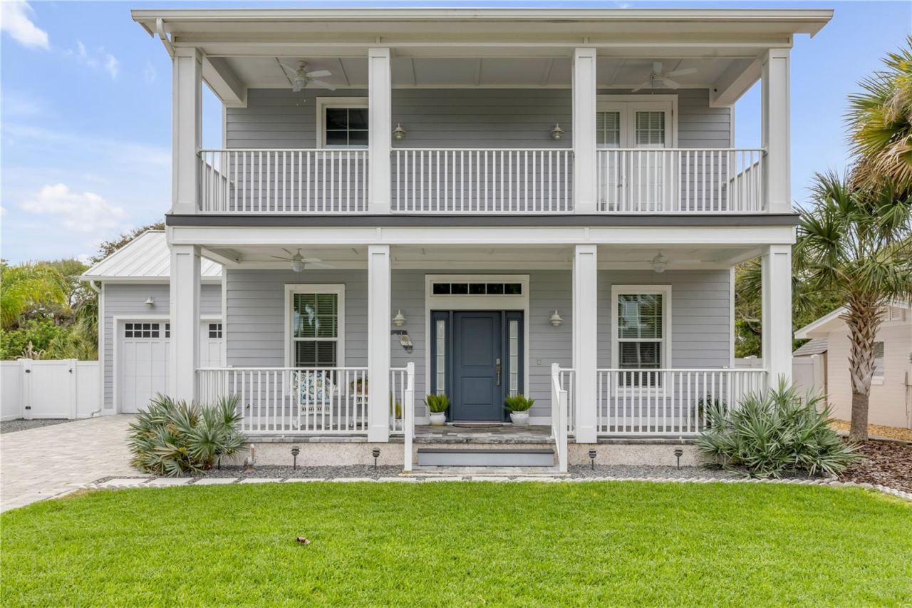 Photo 2 of 4636 Saxon Dr, New Smyrna Beach, FL 32169