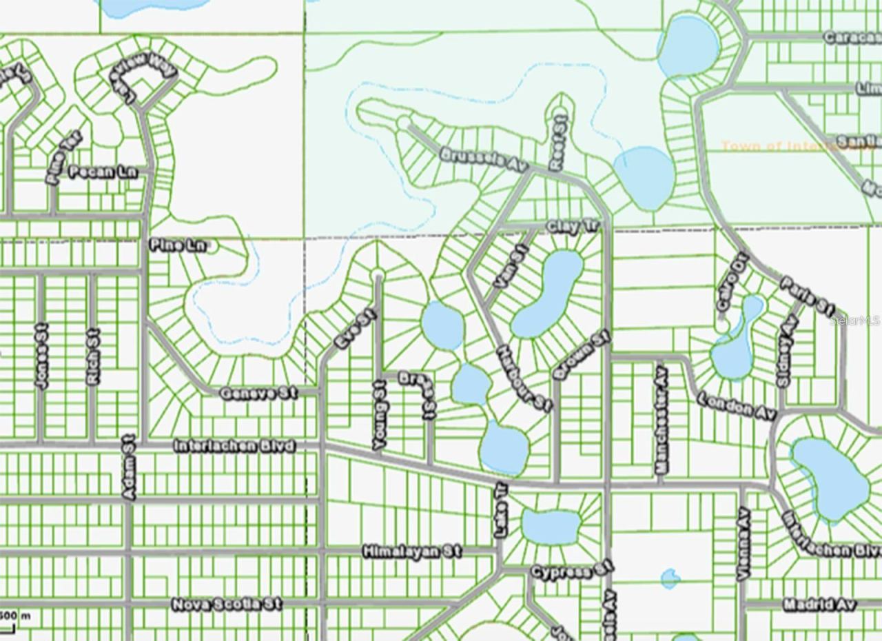 Photo 2 of 106 Van St, Interlachen, FL 32148