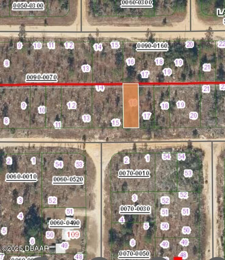 Photo 3 of 156 1st Ave, Interlachen, FL 32148