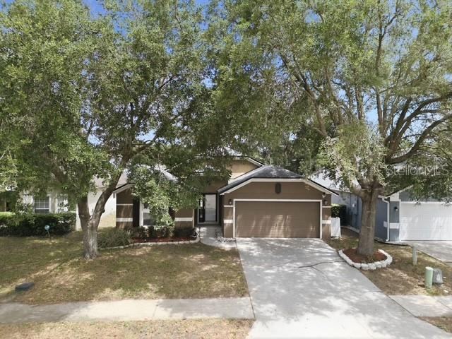 Photo 3 of 553 Maidenhair Ct, Orange City, FL 32763