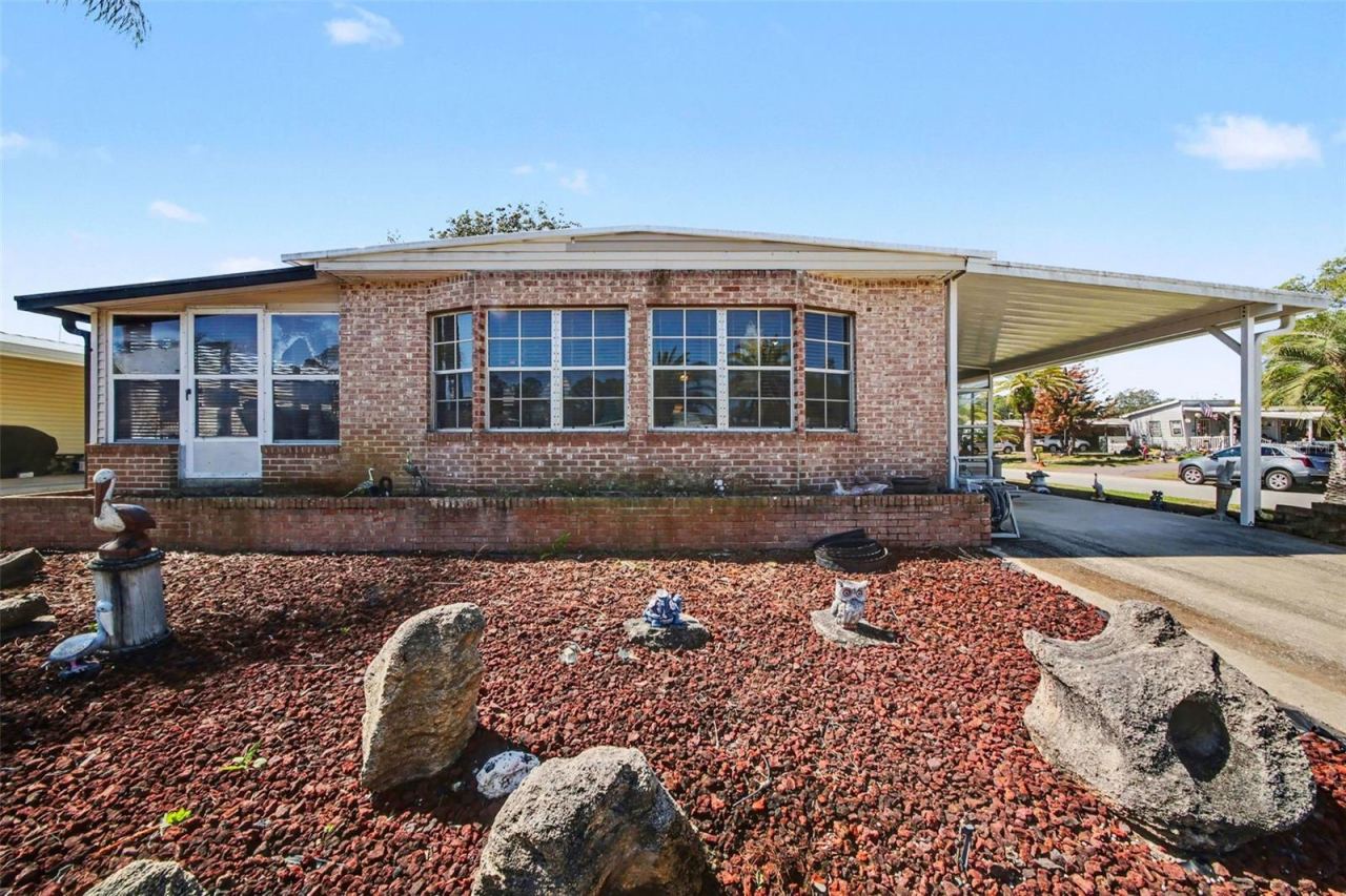Photo 2 of 732 Dove Ave, Port Orange, FL 32129