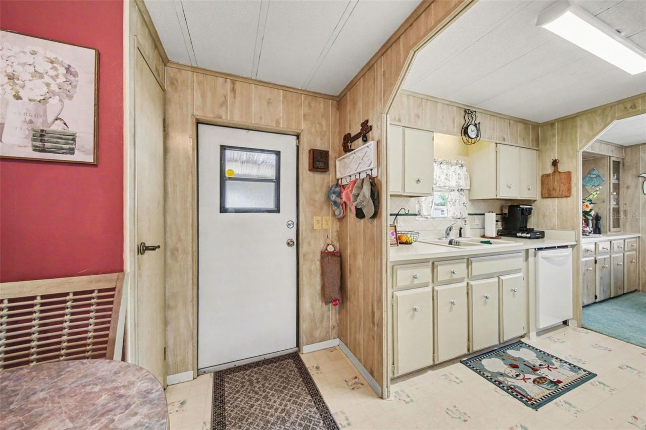 Photo 3 of 732 Dove Ave, Port Orange, FL 32129