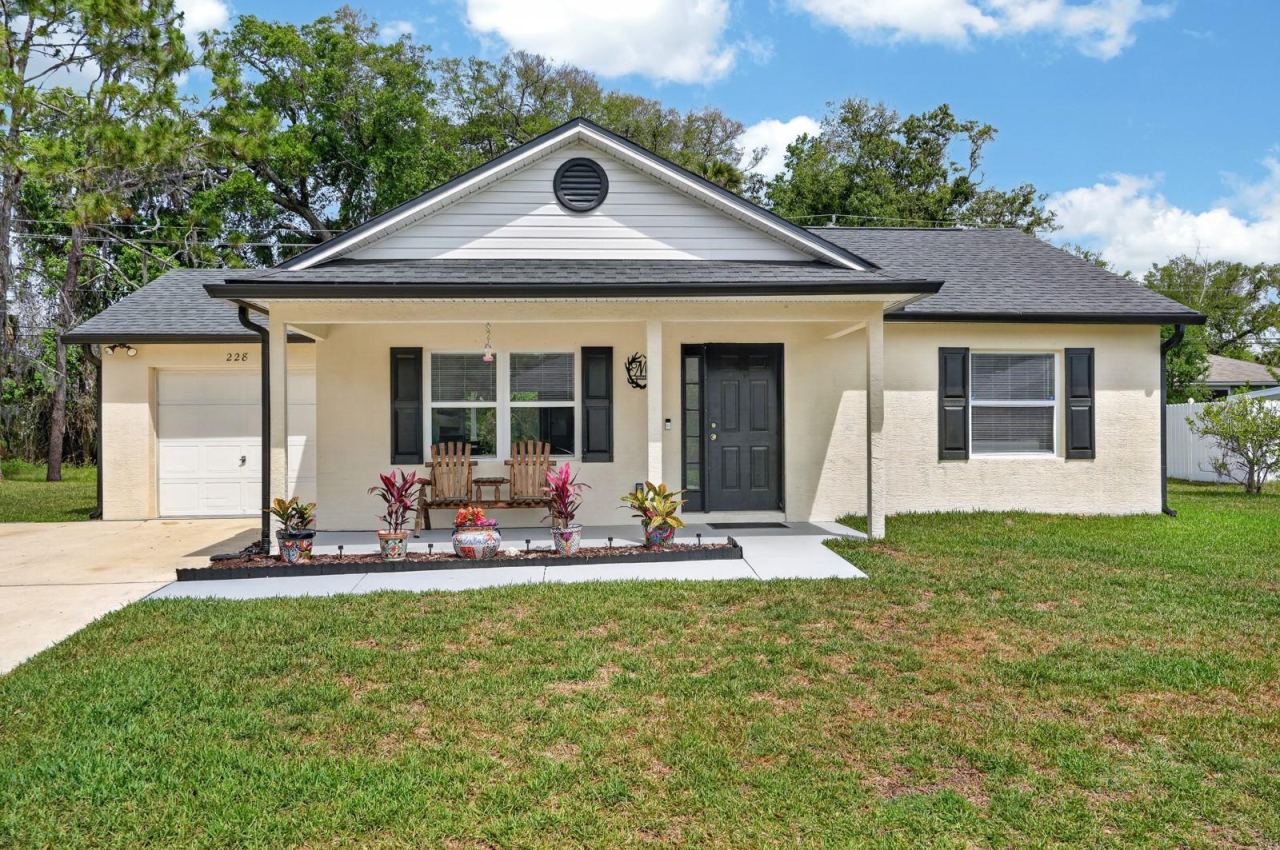 228 River Island Cir, St Augustine, FL 32095