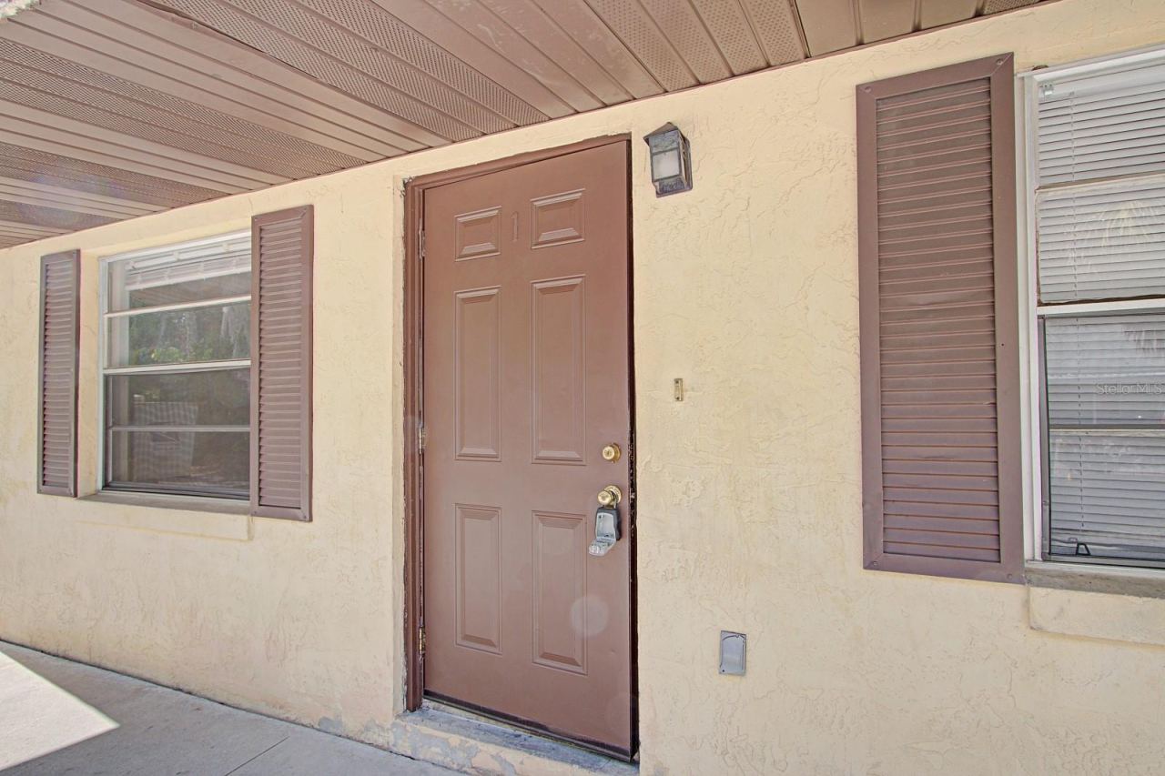 Photo 2 of 830 N Clake St, Deland, FL 32724