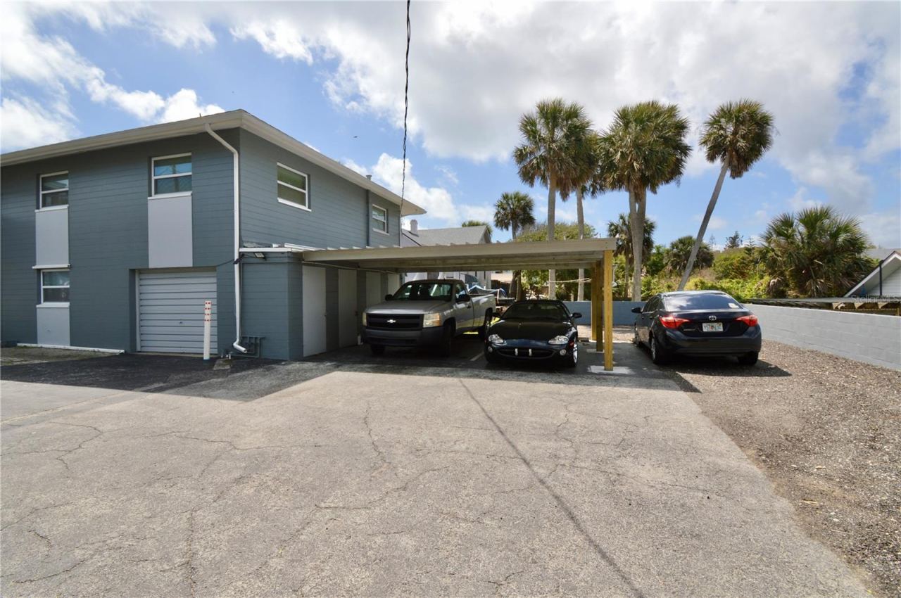 Photo 4 of 835 N Grandview Ave, Daytona Beach, FL 32118