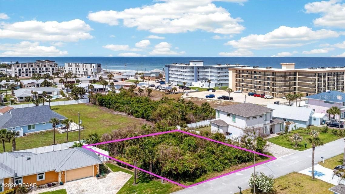 Photo 3 of 28 Ocean Breeze Cir, Ormond Beach, FL 32176