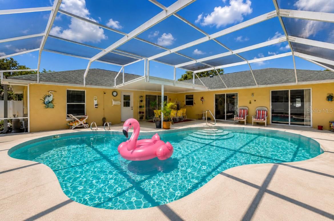 Photo 2 of 1529 Sabal Palm Dr, Edgewater, FL 32132