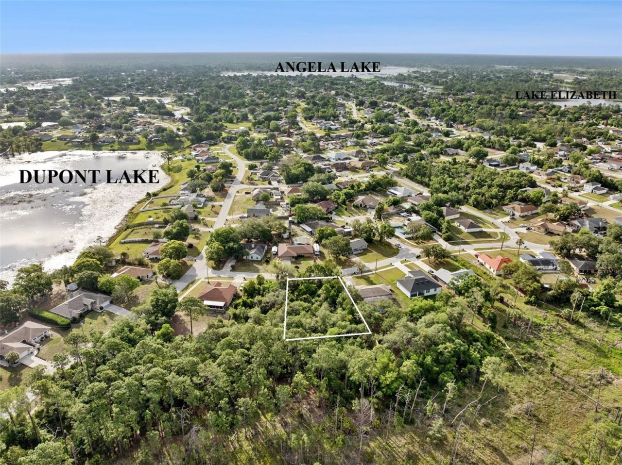 Photo 2 of 1672 Gregory Dr, Deltona, FL 32738