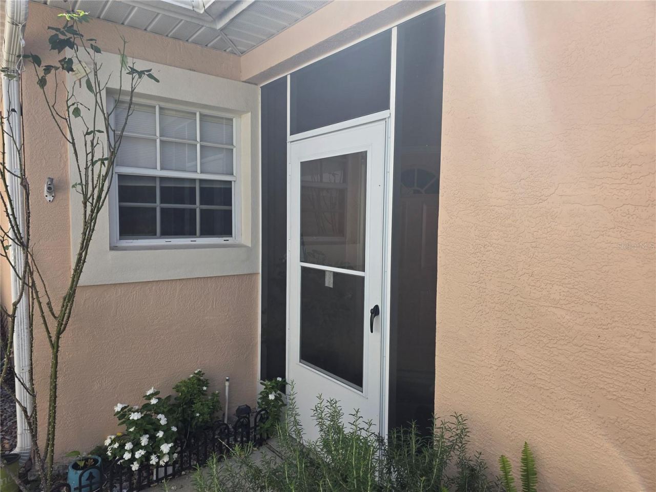 Photo 2 of 322 Foxhill Ct, Debary, FL 32713