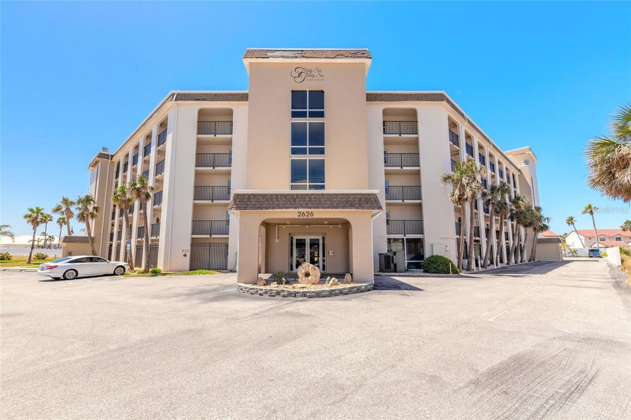 Photo 2 of 2626 S Atlantic Ave #3020, Daytona Beach Shores, FL 32118