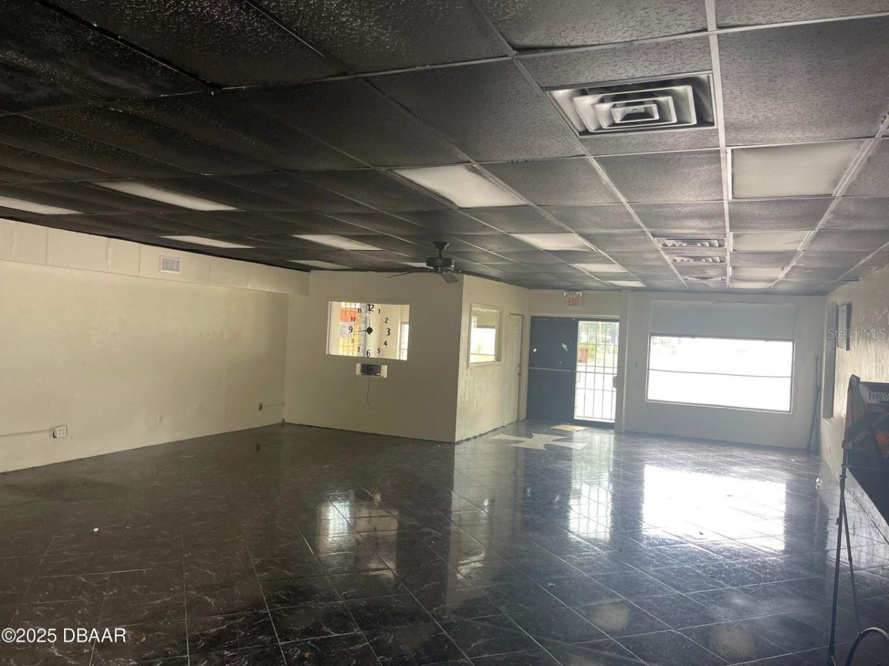 Photo 2 of 833 Mason Ave, Daytona Beach, FL 32117