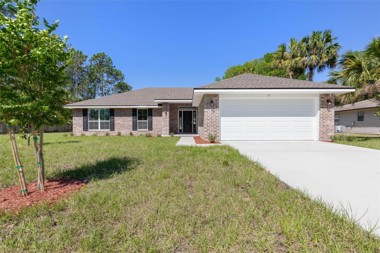 105 Palmwood Dr, Palm Coast, FL 32164