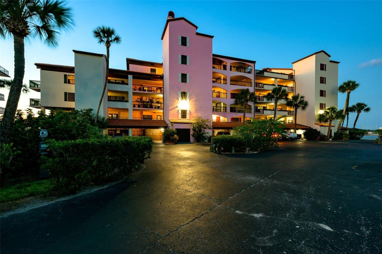 Photo 3 of 731 Marina Point Dr #731, Daytona Beach, FL 32114