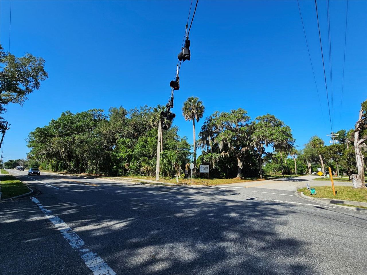 123 W 2nd Ave, Pierson, FL 32180