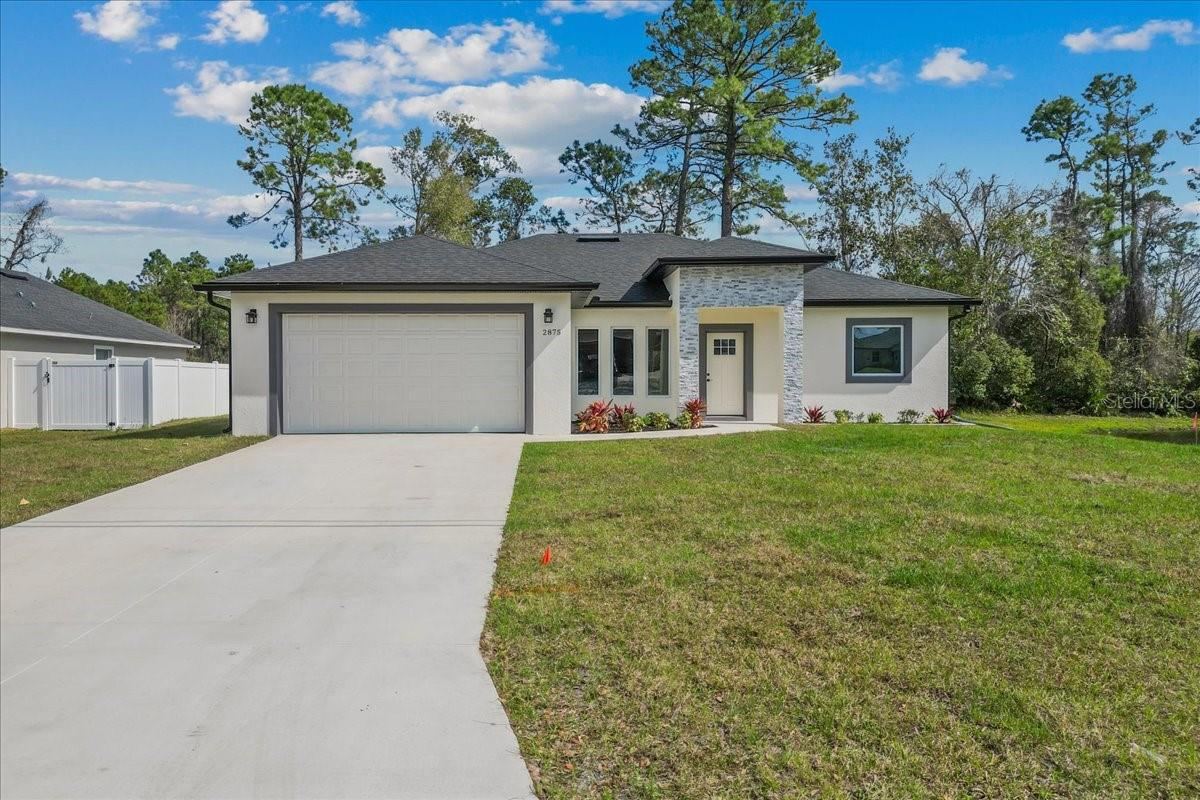 Photo 3 of 2875 E Slater Dr, Deltona, FL 32738