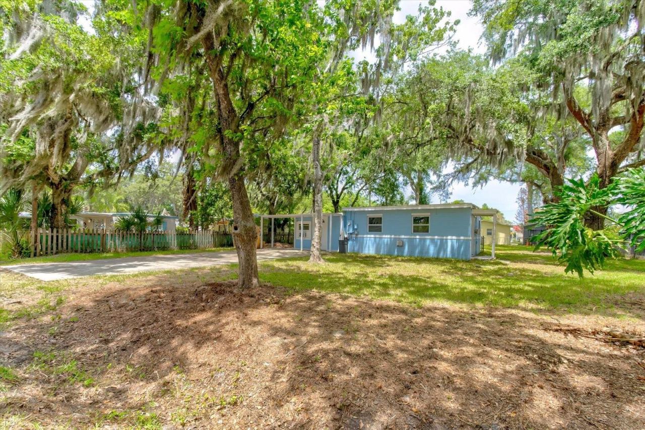 Photo 2 of 113 Fran Dr, New Smyrna Beach, FL 32168