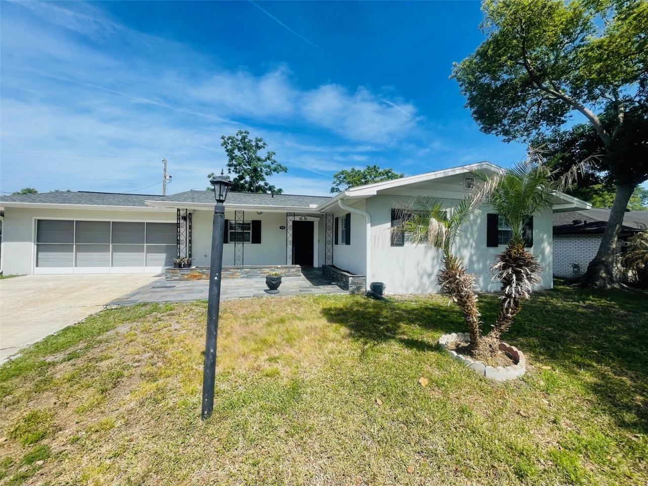 Photo 2 of 999 Eleanor Ave, Deltona, FL 32725