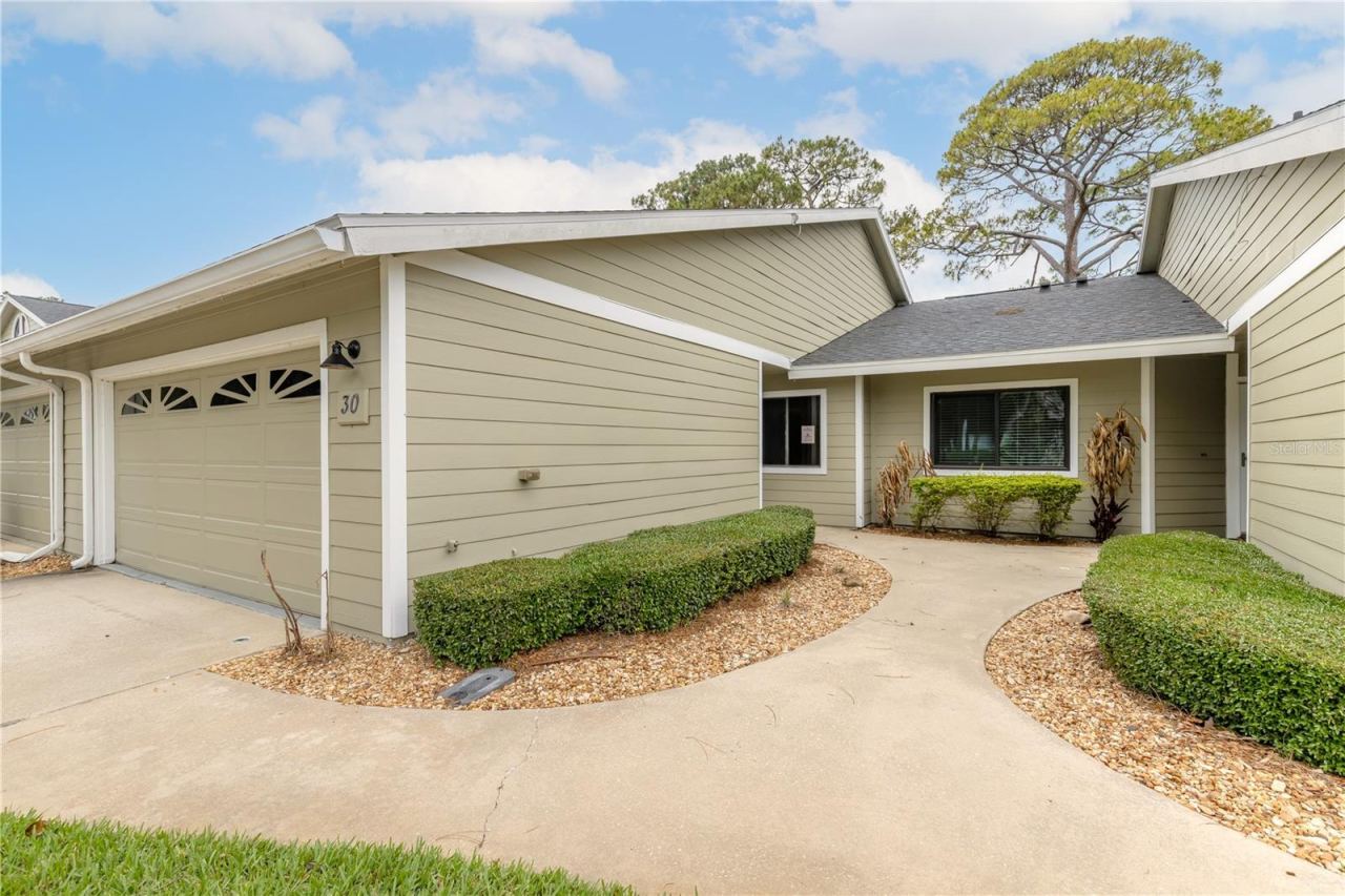 Photo 3 of 30 Landings Ln #30, Ormond Beach, FL 32174