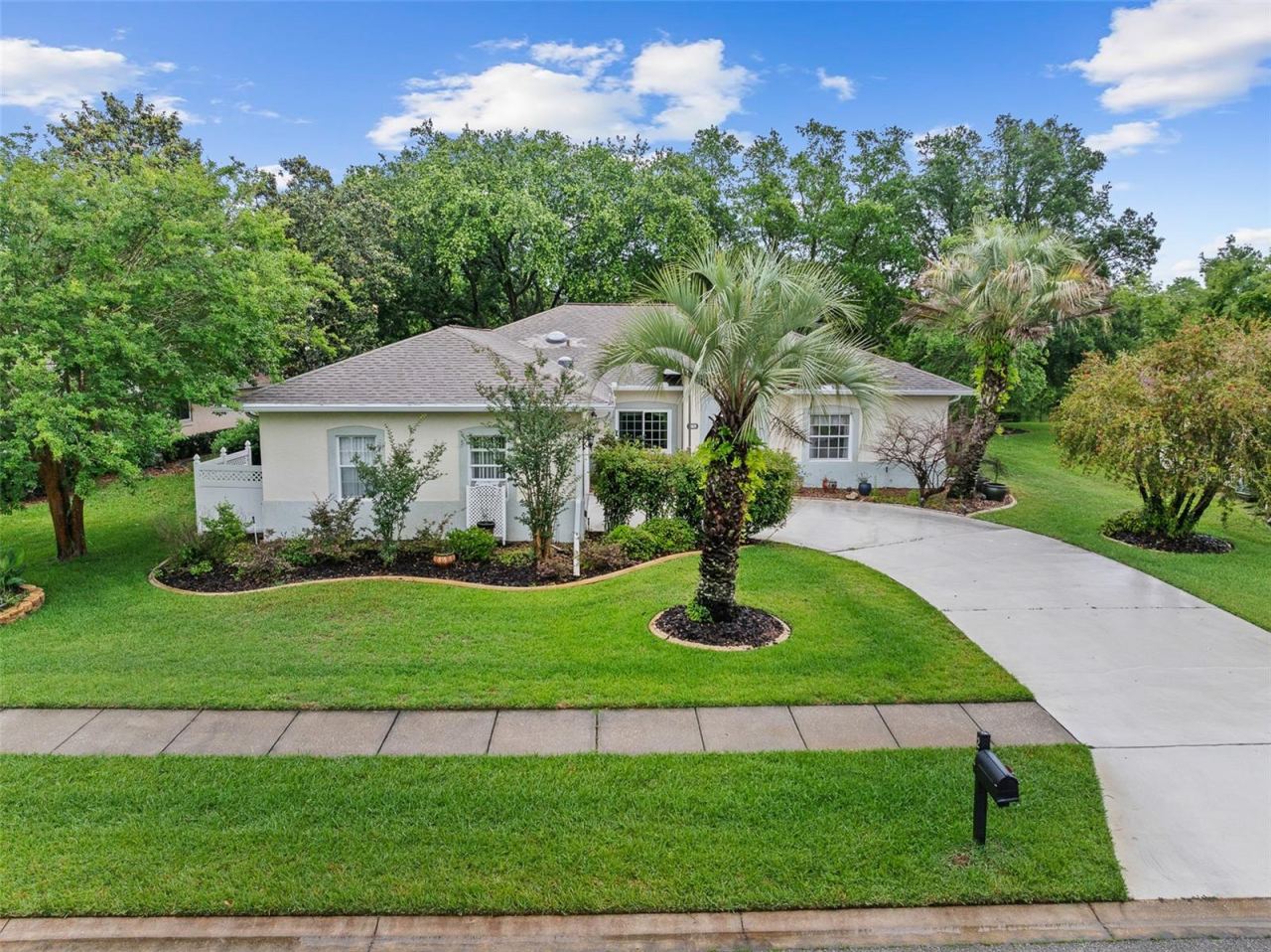 28 Cedar Point Dr, Palm Coast, FL 32164