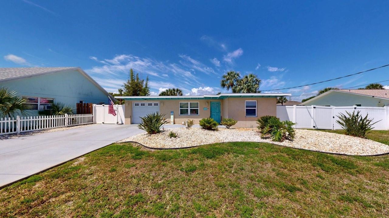 119 N Palmetto Ave, Flagler Beach