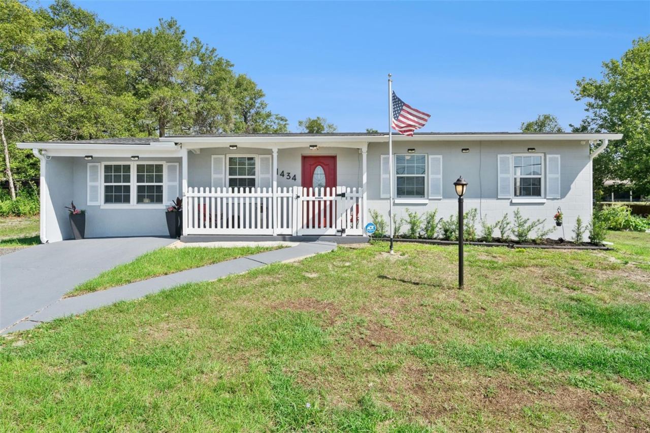 Photo 2 of 1434 Deltona Blvd, Deltona, FL 32725