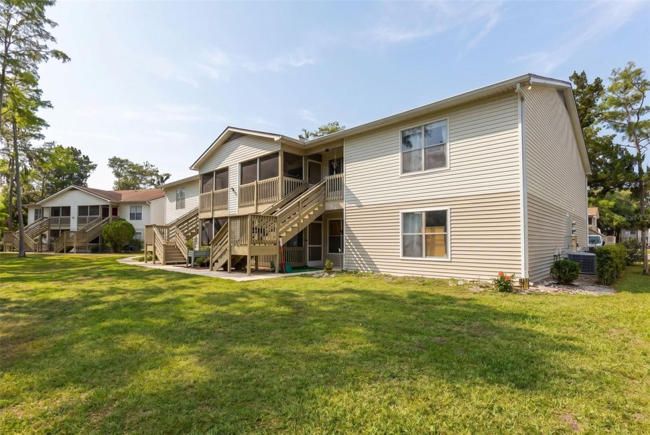 Photo 3 of 1600 Big Tree Rd #g3, South Daytona, FL 32119