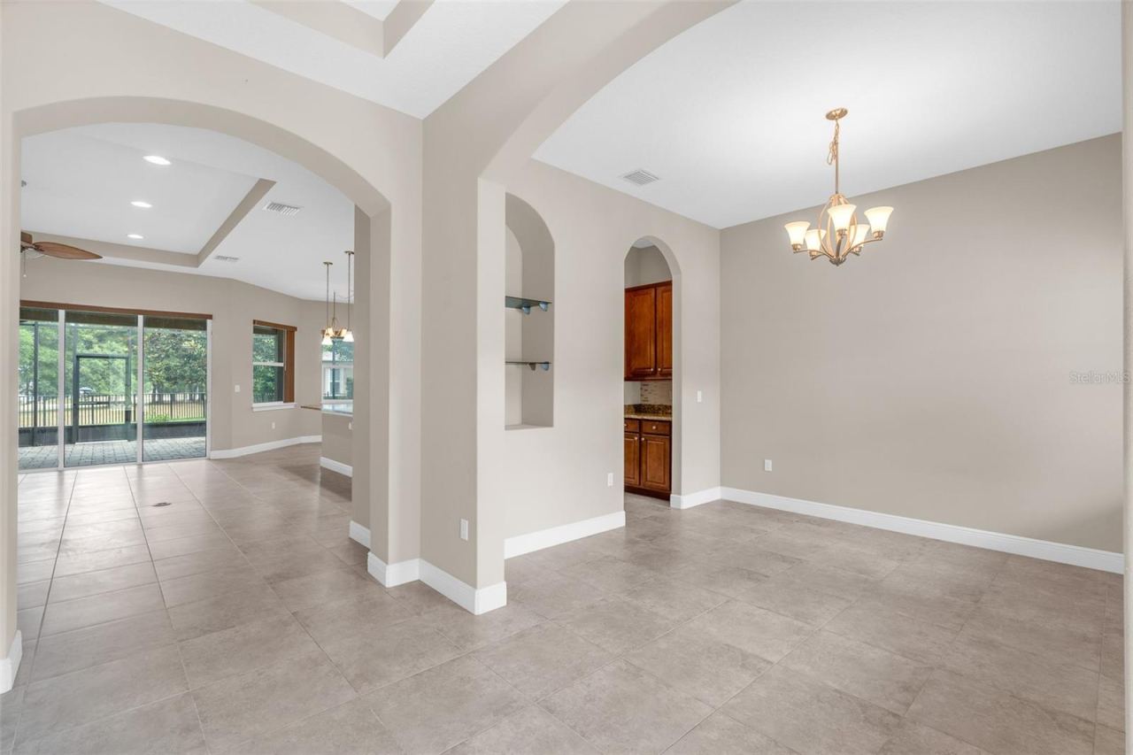 Photo 3 of 903 Victoria Hills Dr S, Deland, FL 32724