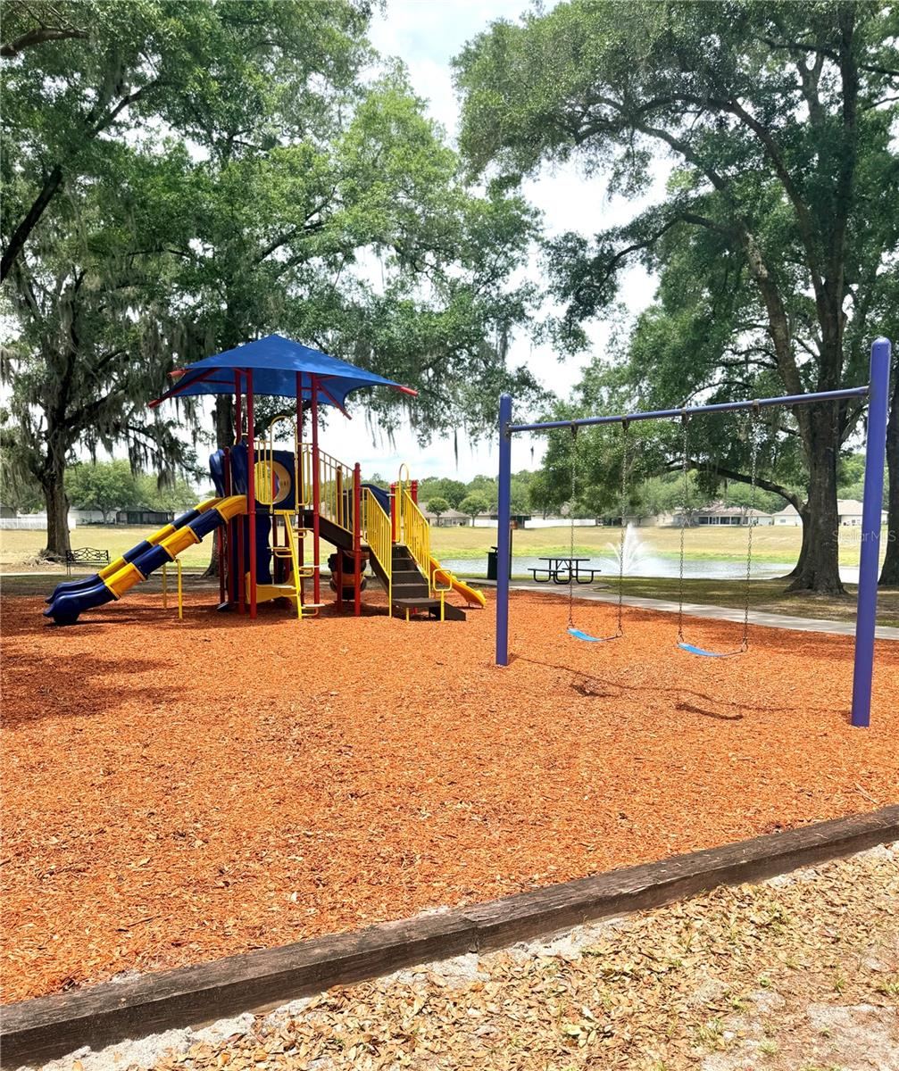 Photo 4 of 1541 Hackney Ter, Deland, FL 32720