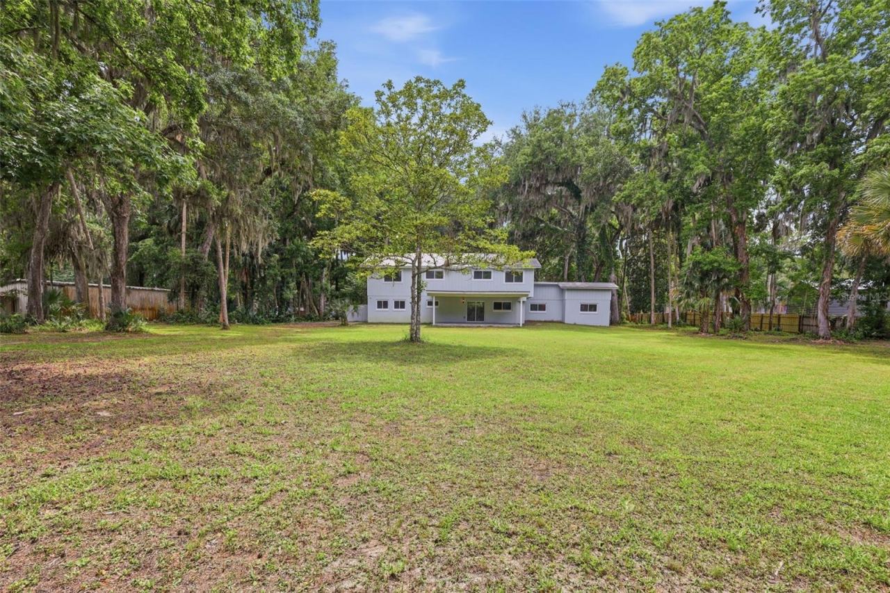 Photo 2 of 555 Wildwood Dr, New Smyrna Beach, FL 32168
