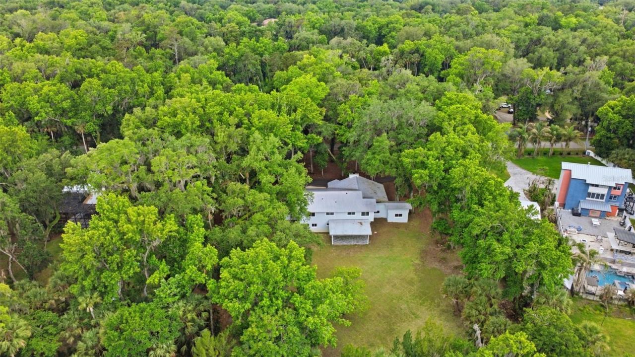 Photo 3 of 555 Wildwood Dr, New Smyrna Beach, FL 32168