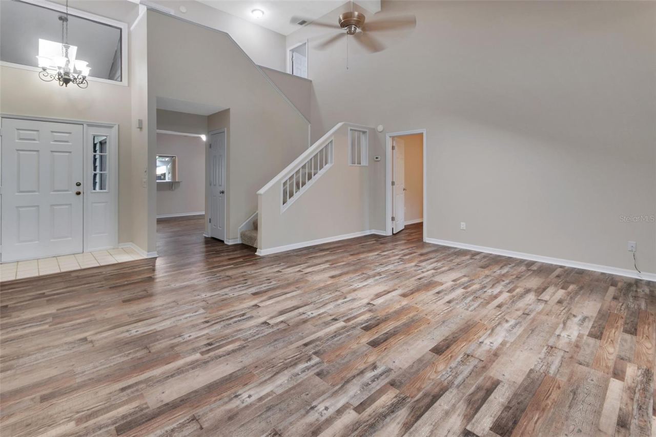 Photo 3 of 2919 Revere Pl #2919, Deland, FL 32720
