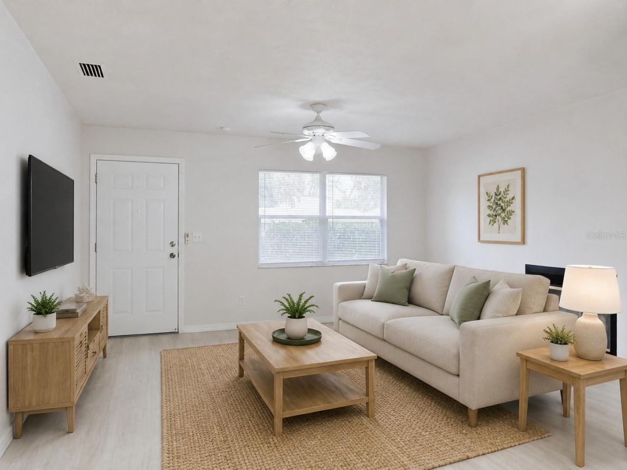 Photo 2 of 111 Valencia Dr, Edgewater, FL 32132