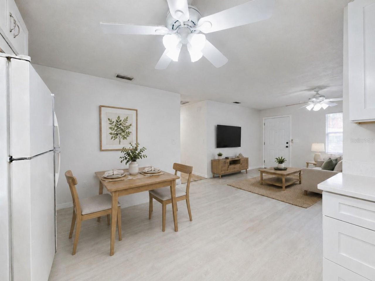 Photo 3 of 111 Valencia Dr, Edgewater, FL 32132