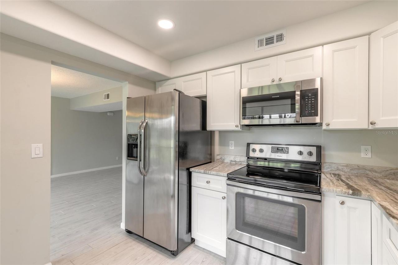 Photo 5 of 275 Indigo Dr #204, Daytona Beach, FL 32114