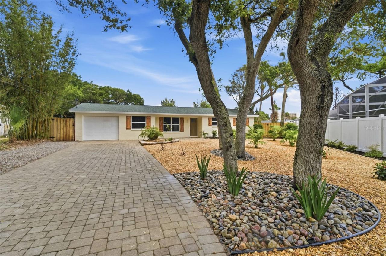 Photo 3 of 1 Carley Cir, New Smyrna Beach, FL 32169