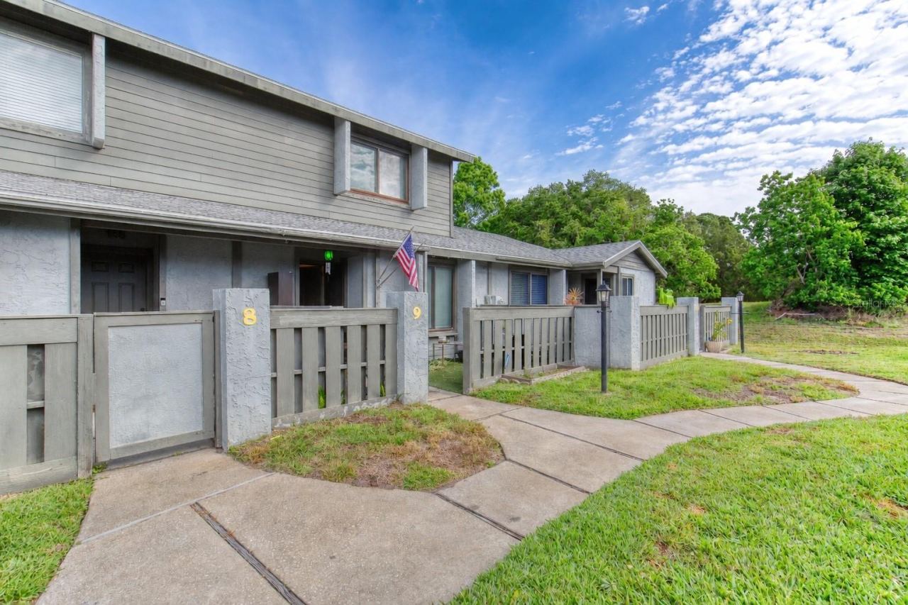 Photo 3 of 210 Lemon Tree Ln #9, Ormond Beach, FL 32174