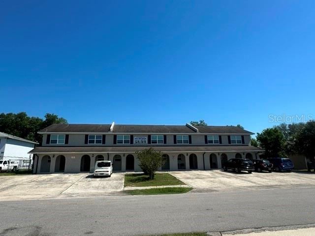 Photo 2 of 112 Caribbean St, Deltona, FL 32725