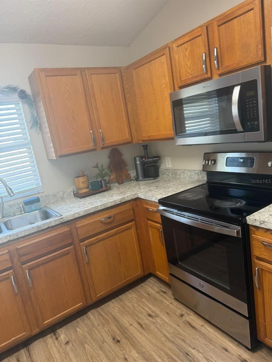 Photo 3 of 2436 Courtland Blvd, Deltona, FL 32738