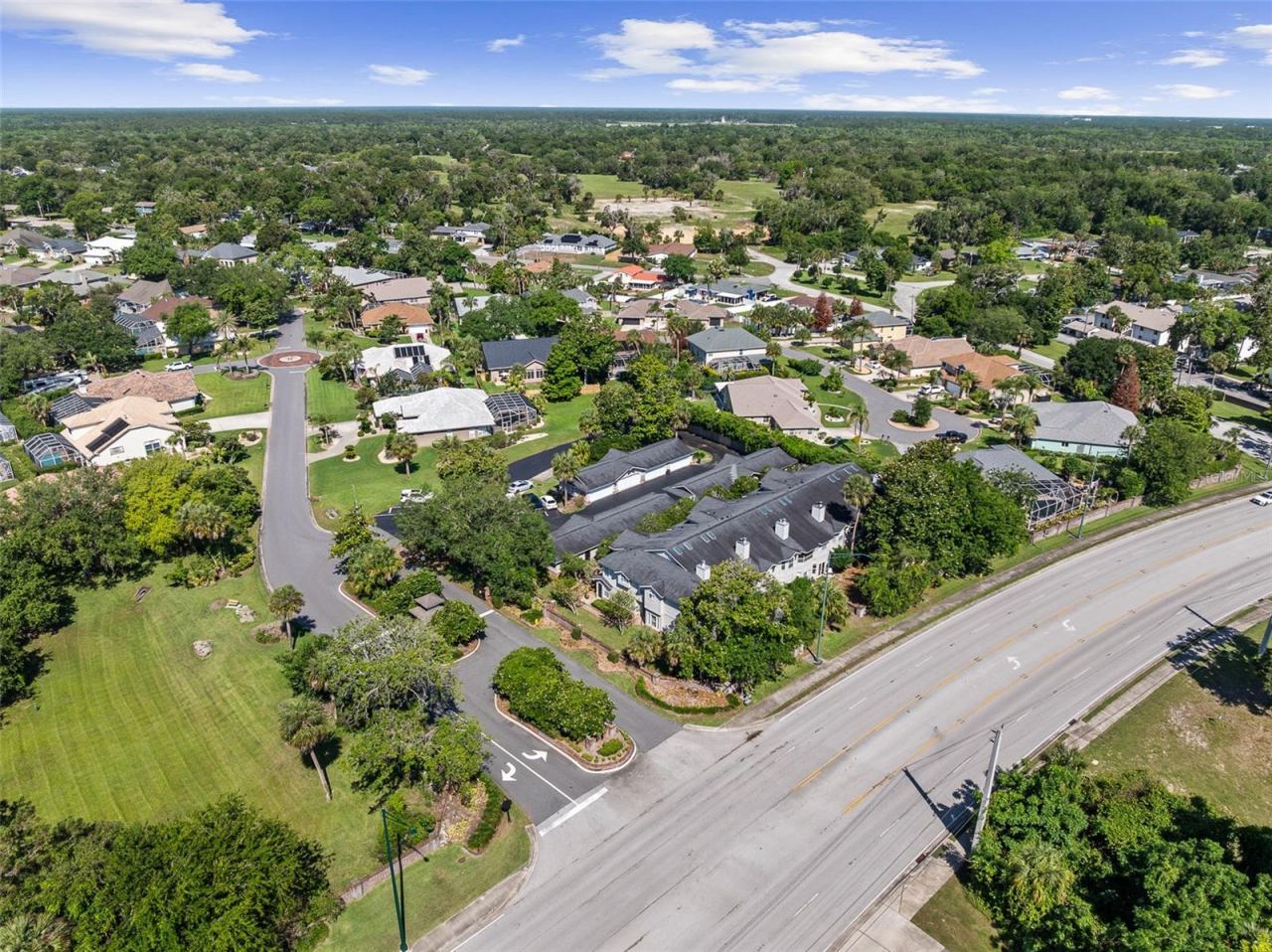 Photo 2 of 596 N Nova Rd #308, Ormond Beach, FL 32174