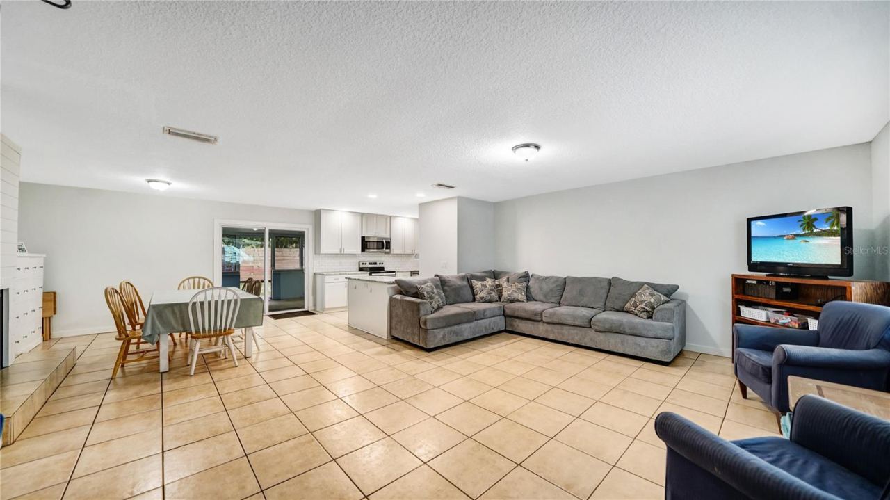Photo 3 of 745 Wildwood Dr, St Augustine, FL 32086