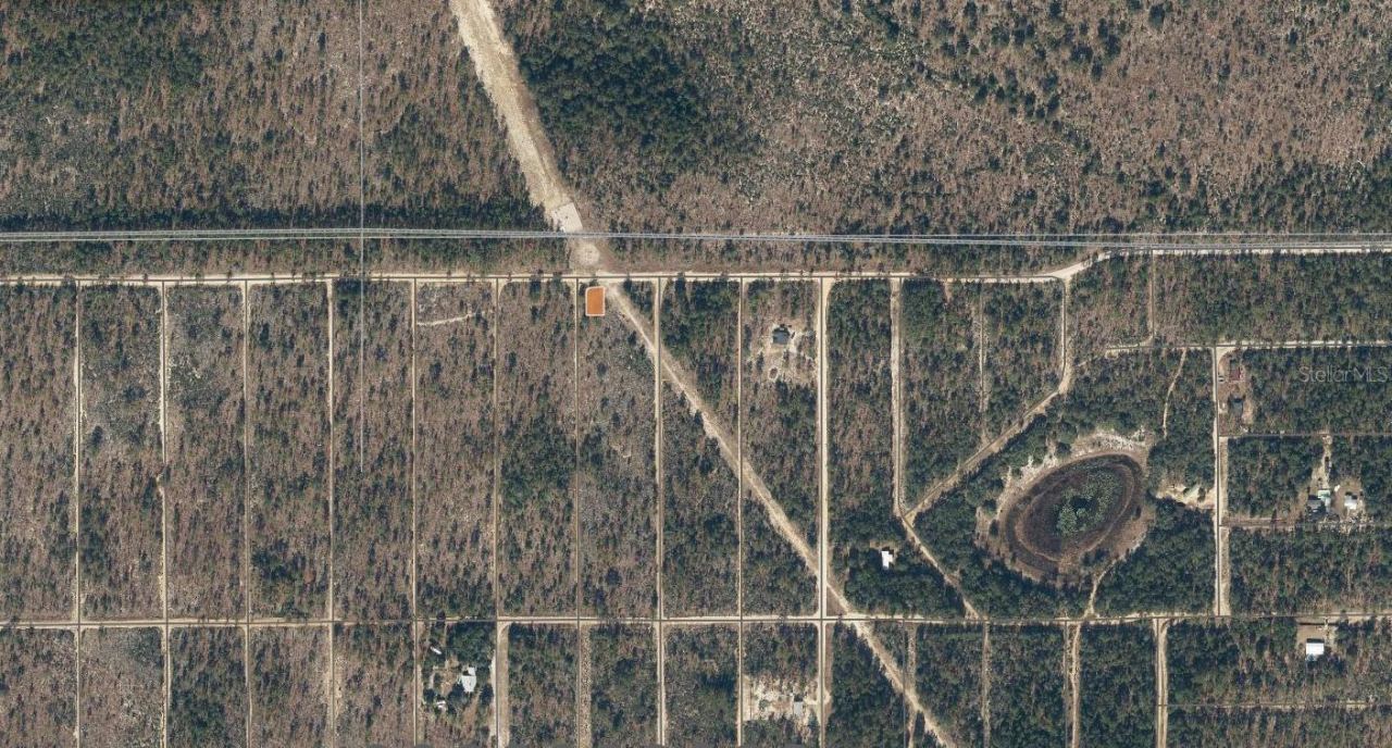 Photo 2 of 04-10-24-9035-0050-0020 Lemon St, Interlachen, FL 32148