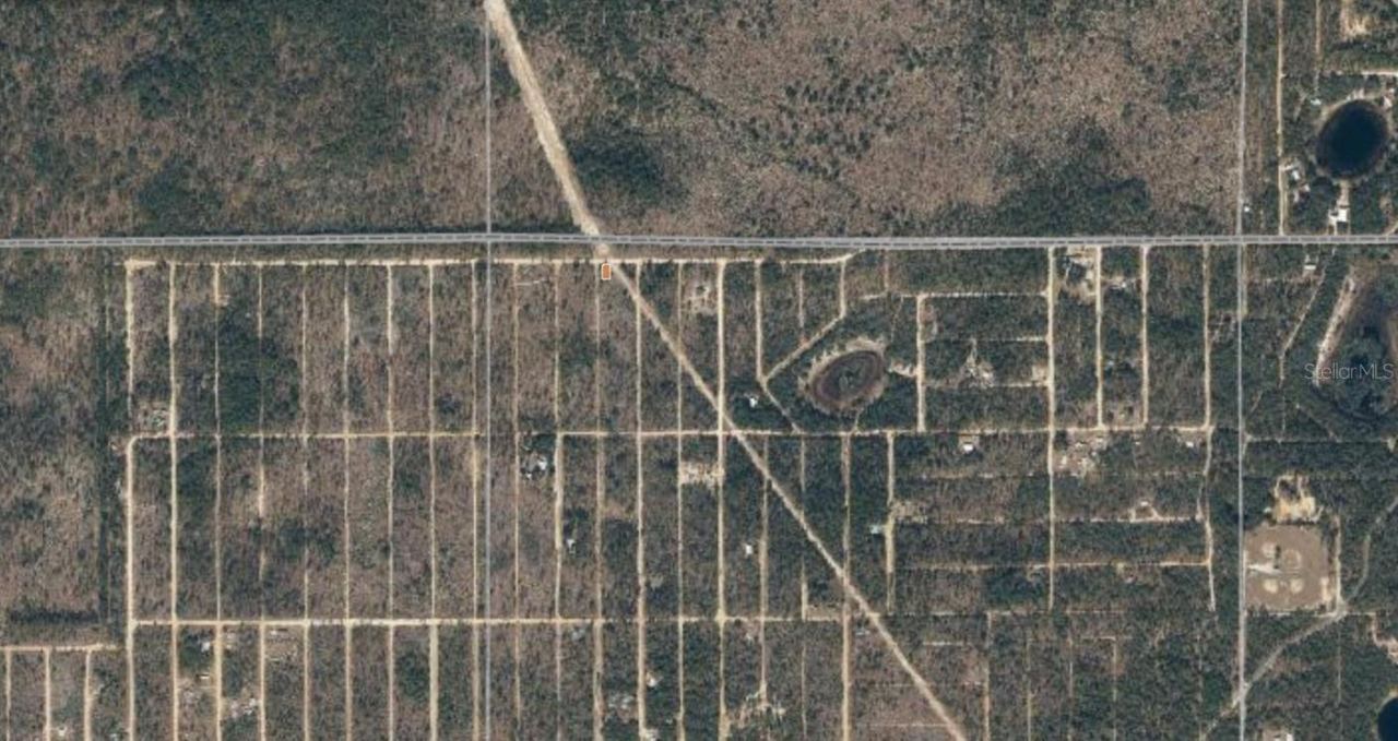 Photo 3 of 04-10-24-9035-0050-0020 Lemon St, Interlachen, FL 32148