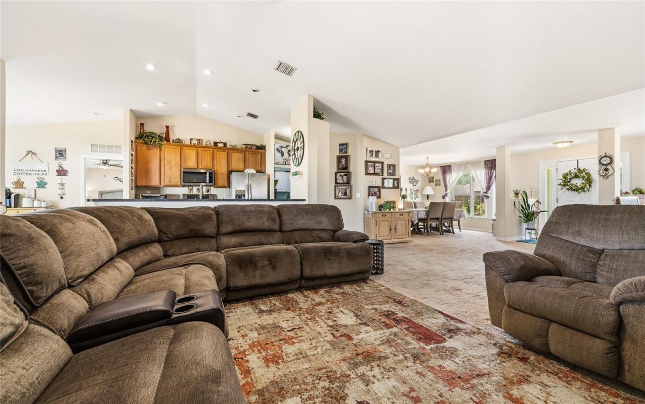 Photo 5 of 33 Royal Leaf Ln, Palm Coast, FL 32164