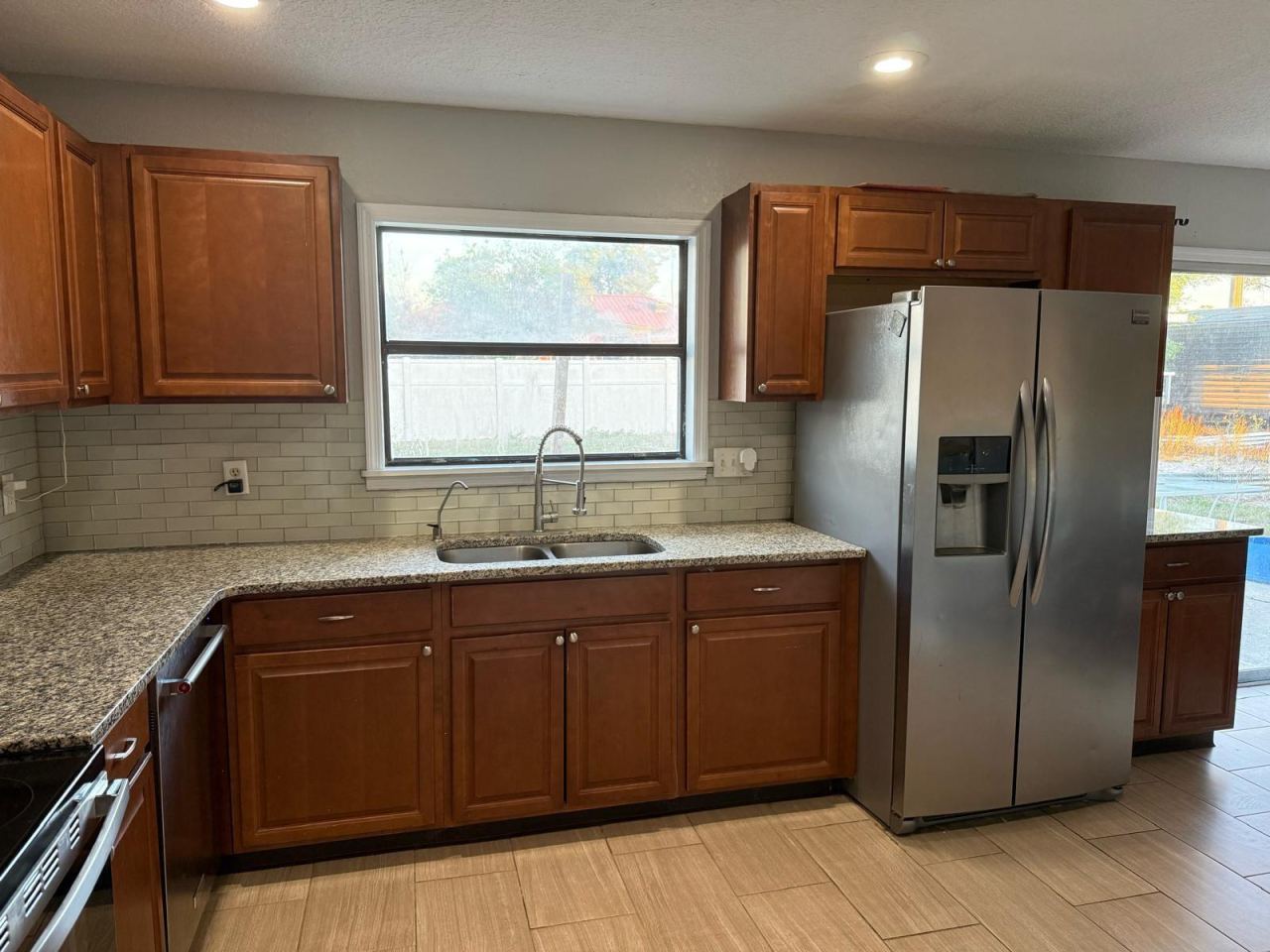 Photo 3 of 1540 Jupiter Ave, Deltona, FL 32738