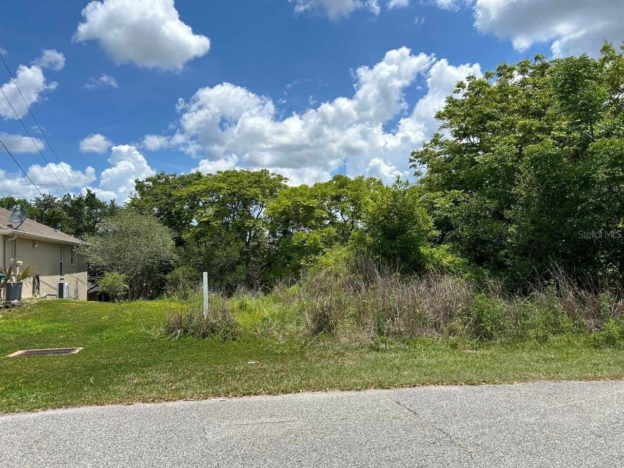 Photo 3 of 2055 E Prairie Cir #50, Deltona, FL 32725